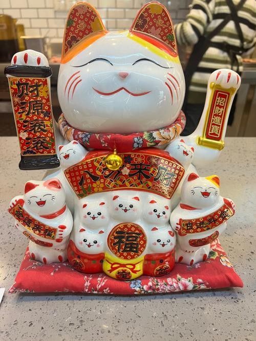 如何選擇適合自己的高清招財龍壁紙：關注畫質與適配性