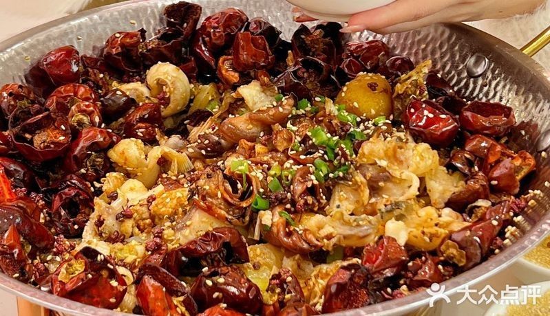 汕頭龍魚批發市場哪家最好：汕頭地區暫未檢索到專門的龍魚批發市場