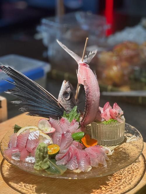 飛龍魚刺身的價格是多少？：\