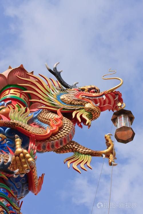 還有哪些生龍主題雕塑作品：北京街頭龍味十足！