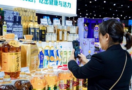 金龍魚的反式脂肪酸零添加技術是如何實現的：金龍魚0反式脂肪油是好是壞環球人生指南針 金龍魚的反式脂肪酸零添加技術是如何實現的：金龍魚0反式脂肪油是好是壞環球人生指南針 龍魚百科 第12張
