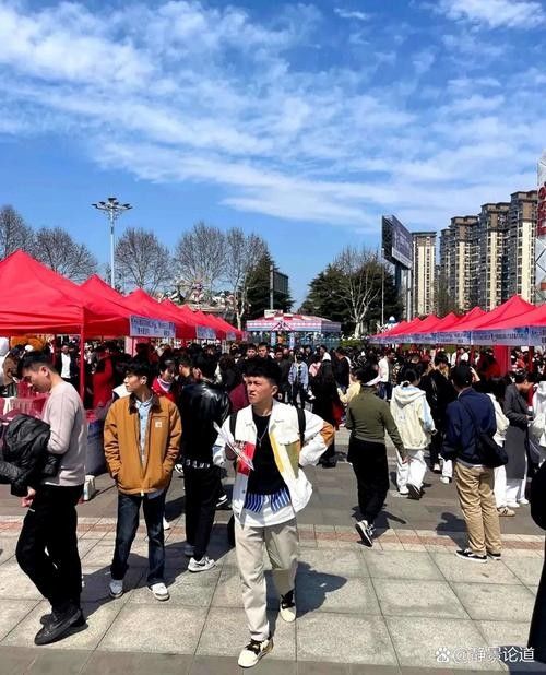 如何聯系招聘負責人:如何主動聯系hr 龍魚百科 第7張 如何聯系招聘負責人:如何主動聯系hr 如何聯系招聘負責人:如何主動聯系hr 龍魚百科 第7張
