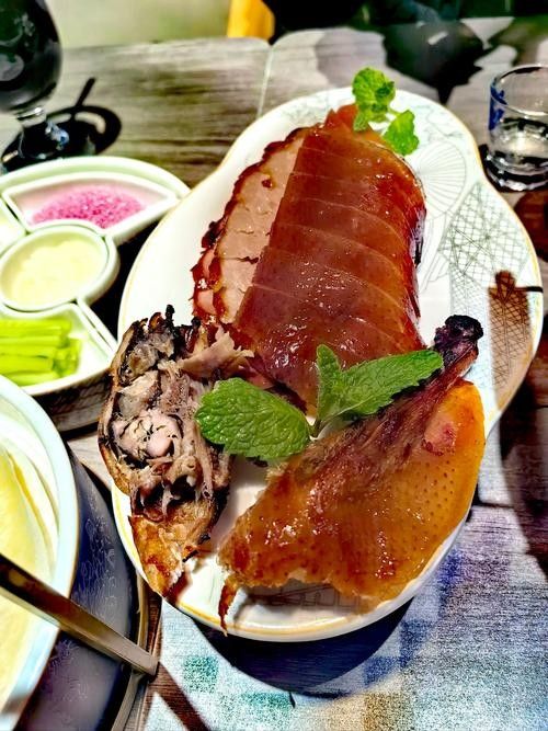 金鱗閣有哪些招牌菜？（南京10家高端大氣上檔次的餐廳，吃不起我就看看） 金鱗閣有哪些招牌菜？（南京10家高端大氣上檔次的餐廳，吃不起我就看看） 龍魚百科 第1張