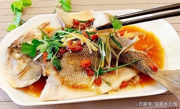 金龍魚清蒸后需要腌制嗎（金龍魚清蒸前需要腌制但需注意方法以避免肉質發柴）