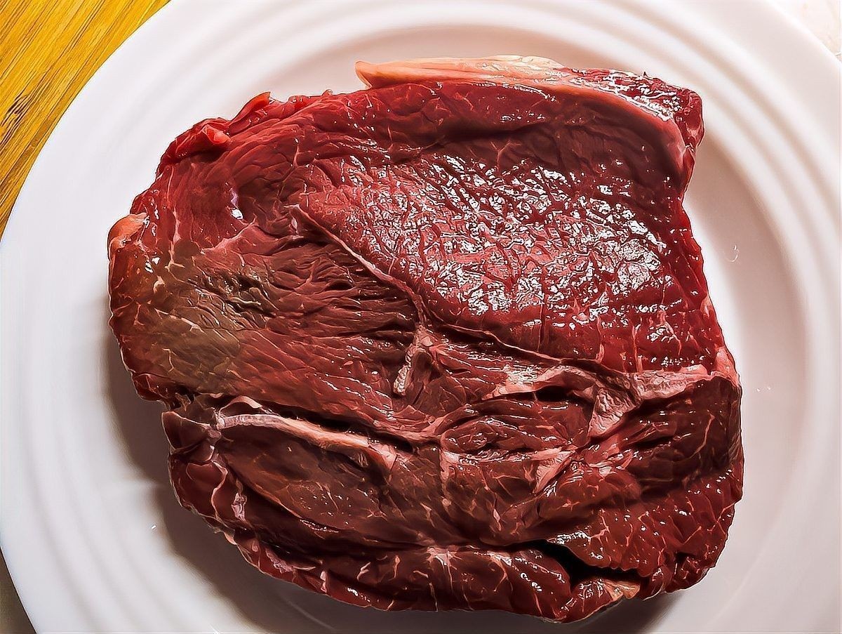 如何區分草飼牛肉和谷飼牛肉？（草飼牛肉和谷飼牛有什么區別） 如何區分草飼牛肉和谷飼牛肉？（草飼牛肉和谷飼牛有什么區別） 龍魚百科 第13張