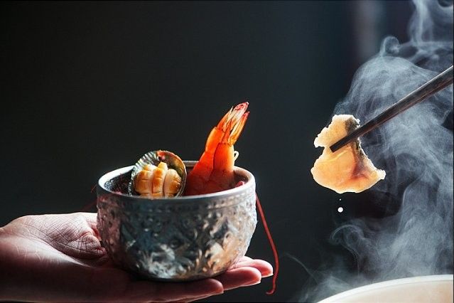 瀾滄江龍魚(yú)火鍋如何處理刺（瀾滄江龍魚(yú)火鍋湯底有哪些選擇瀾滄江龍魚(yú)火鍋的選擇）