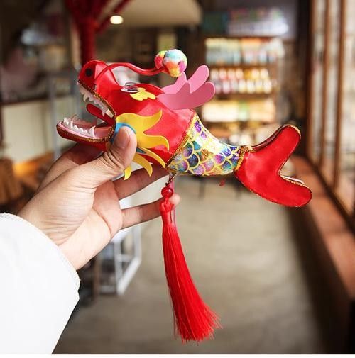 龍魚燈光擺放圖片示例（如何正確擺放龍魚燈光）