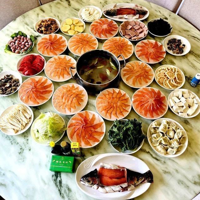 洪龍魚(yú)村營(yíng)業(yè)時(shí)間是？（洪龍魚(yú)村的營(yíng)業(yè)時(shí)間是每天上午9點(diǎn)至下午5）