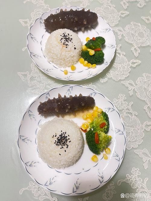 火龍魚除了面包蟲還能吃什么（中國小火龍魚吃什么食物光影動創工坊火龍魚吃什么環球眼）