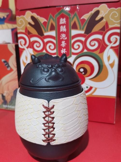 故宮文創(chuàng)中有哪些四角龍產(chǎn)品（故宮文創(chuàng)中與四角龍相關(guān)的產(chǎn)品）