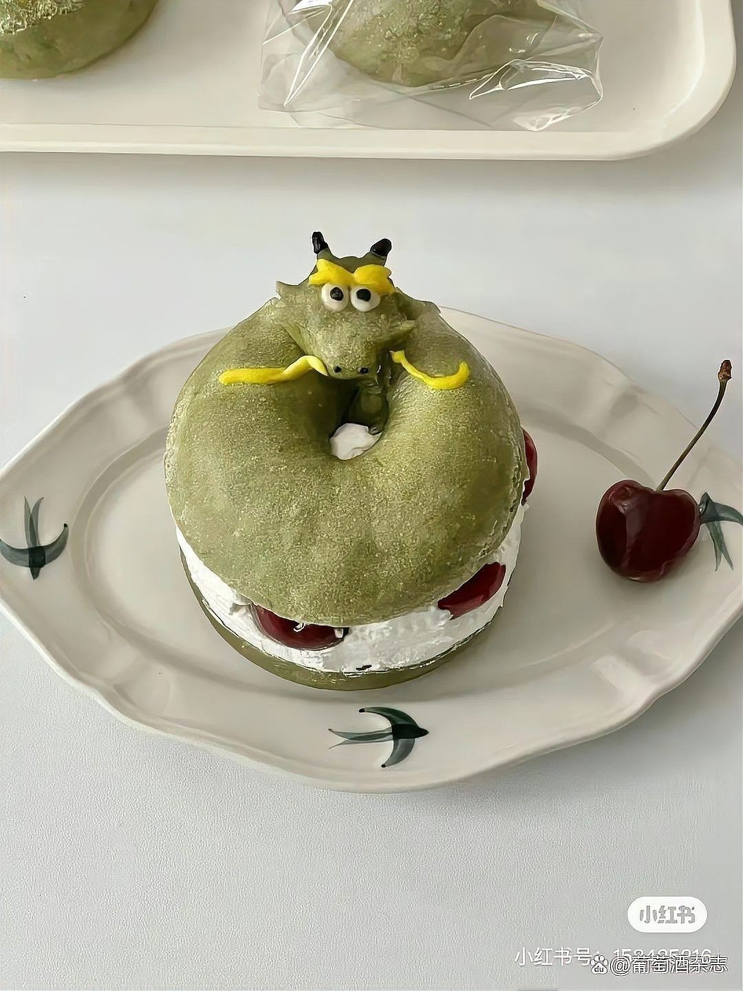 金龍魚擺盤需要哪些食材？（金龍魚怎么擺盤？）