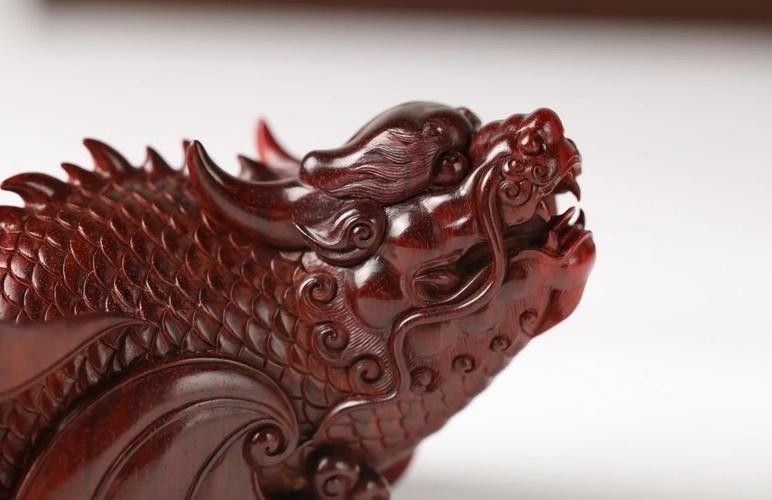 木雕龍魚有哪些創意設計（木雕龍魚的創意設計）