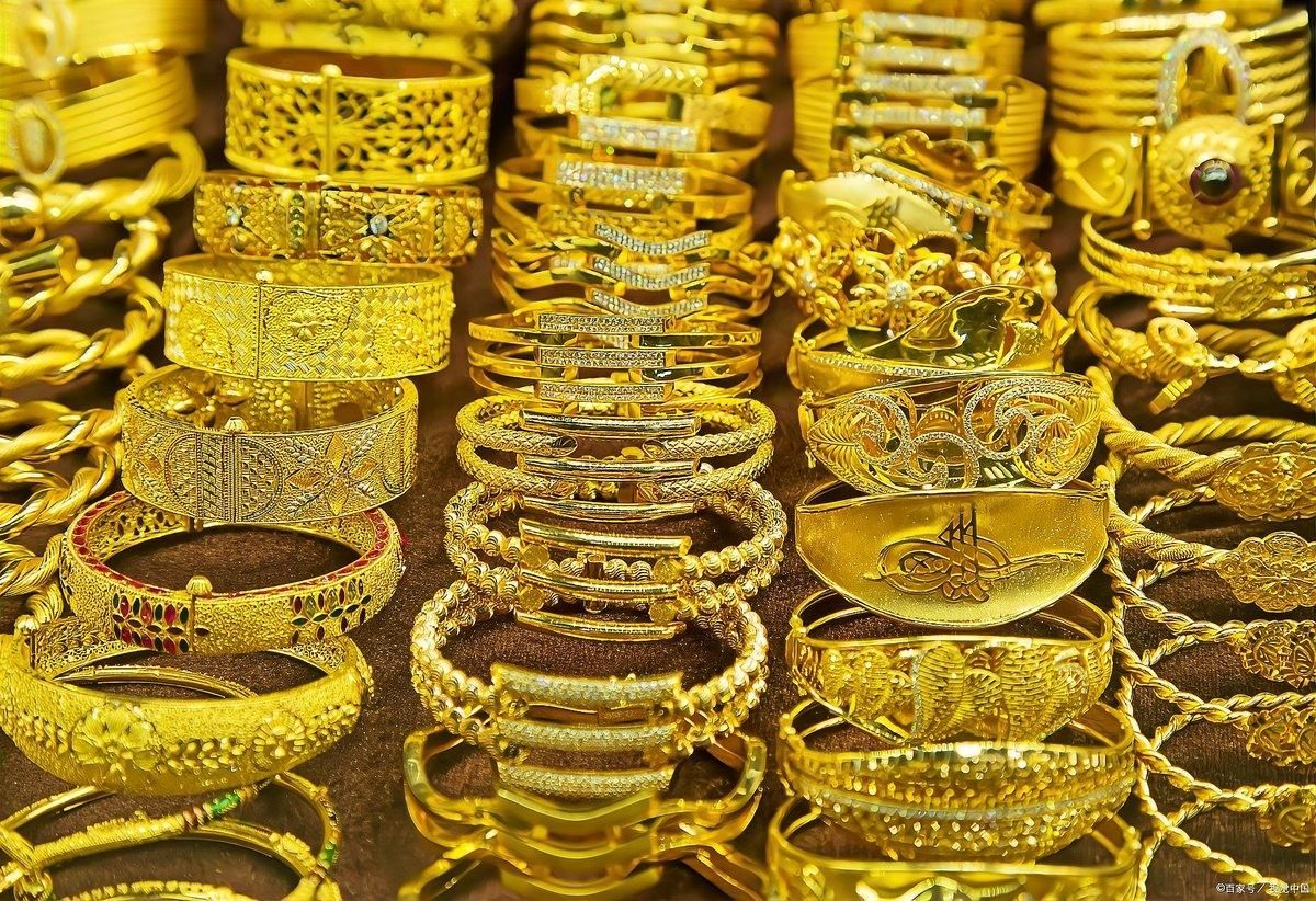 大金萬龍魚的市場價格波動大嗎？ 大金萬龍魚的市場價格波動大嗎？ 龍魚百科 第3張