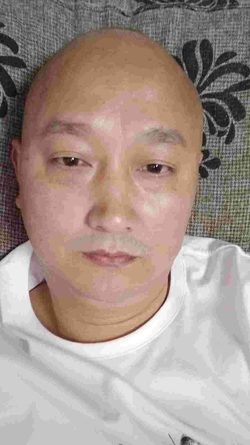 如何判斷金頭金龍魚是否性成熟（養魚老道，過背金龍魚，如何區分金龍魚）