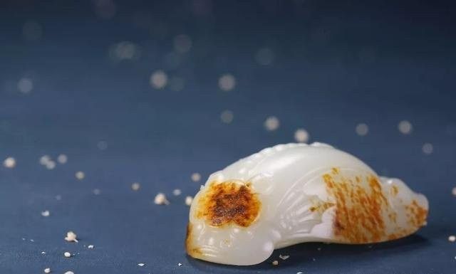 和田玉龍魚吊墜的寓意是什么？（和田玉龍魚吊墜的寓意） 和田玉龍魚吊墜的寓意是什么？（和田玉龍魚吊墜的寓意） 龍魚百科 第2張