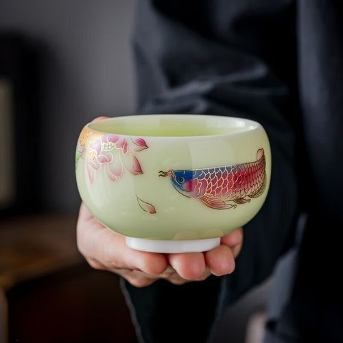 給我更多七彩龍魚圖片（關(guān)于七彩龍魚的一些小知識(shí)）