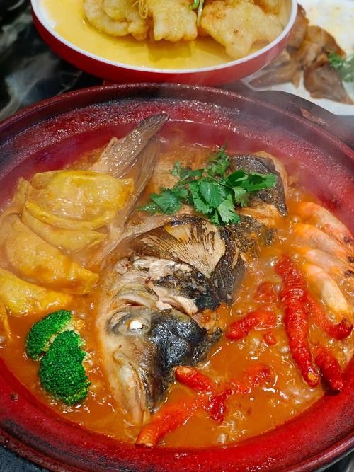 黃龍魚頭有哪些招牌菜品？