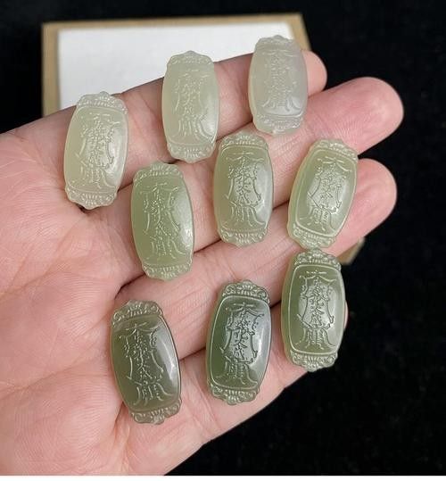 不同材質的龍擺件價格差異大嗎（不同材質的龍擺件價格差異大嗎不同材質的龍擺件價格差異大嗎） 不同材質的龍擺件價格差異大嗎（不同材質的龍擺件價格差異大嗎不同材質的龍擺件價格差異大嗎） 龍魚百科 第16張