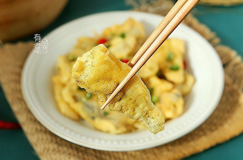 椒鹽小海龍需要哪些調(diào)料？（制作椒鹽小海龍所需的調(diào)料和關(guān)鍵步驟） 椒鹽小海龍需要哪些調(diào)料？（制作椒鹽小海龍所需的調(diào)料和關(guān)鍵步驟） 龍魚百科 第3張