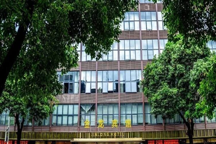 金龍賓館和潮州賓館哪個更近？（龍賓館和潮州賓館哪個更近，金龍賓館和潮州賓館哪個更受歡迎）