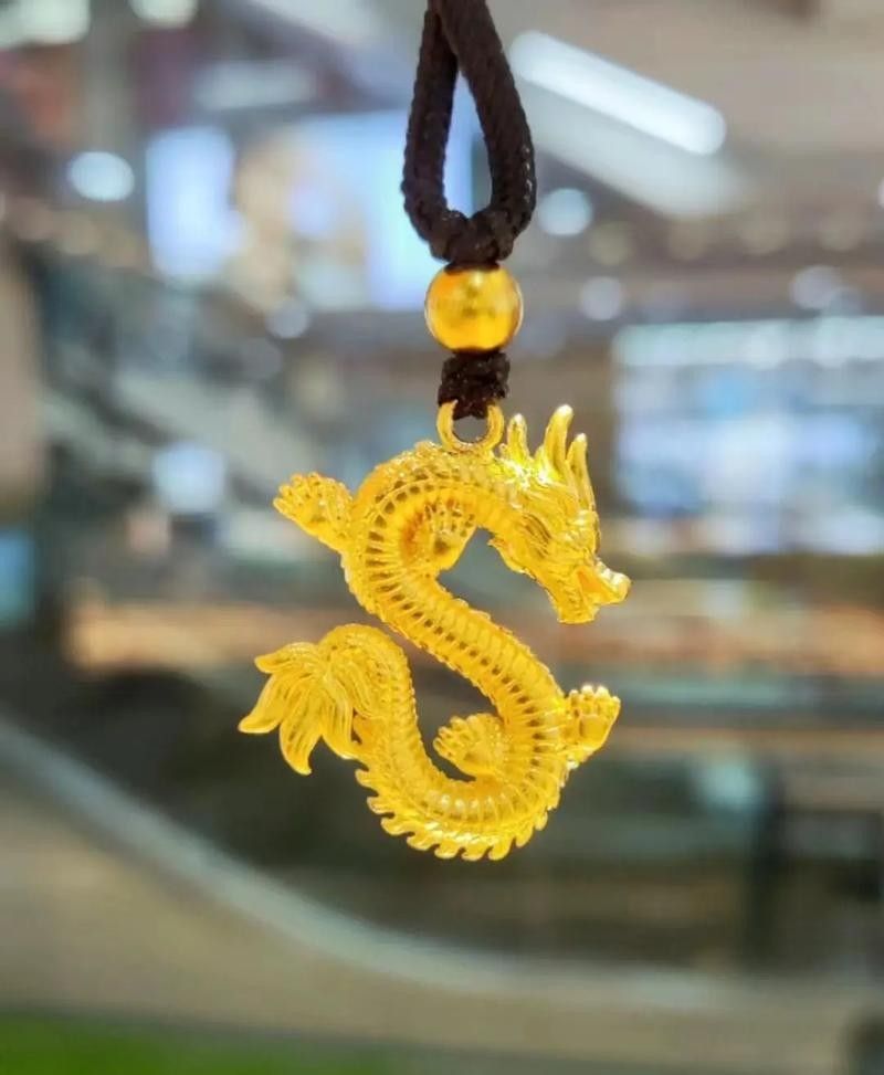 金龍裝飾品有哪些款式（金龍裝飾品是中國(guó)文化中常見的象征吉祥和權(quán)力的符號(hào)）