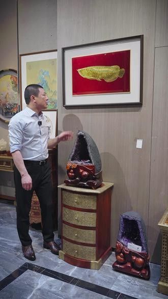 金龍裝飾品有哪些款式（金龍裝飾品是中國(guó)文化中常見的象征吉祥和權(quán)力的符號(hào)）