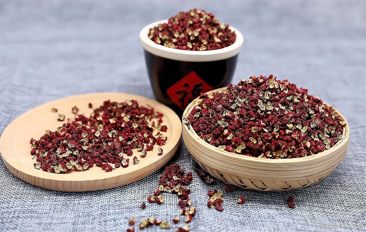 腌制龍魚時應該使用哪些調料？（腌制龍魚時常用的幾種調料） 腌制龍魚時應該使用哪些調料？（腌制龍魚時常用的幾種調料） 龍魚百科 第5張