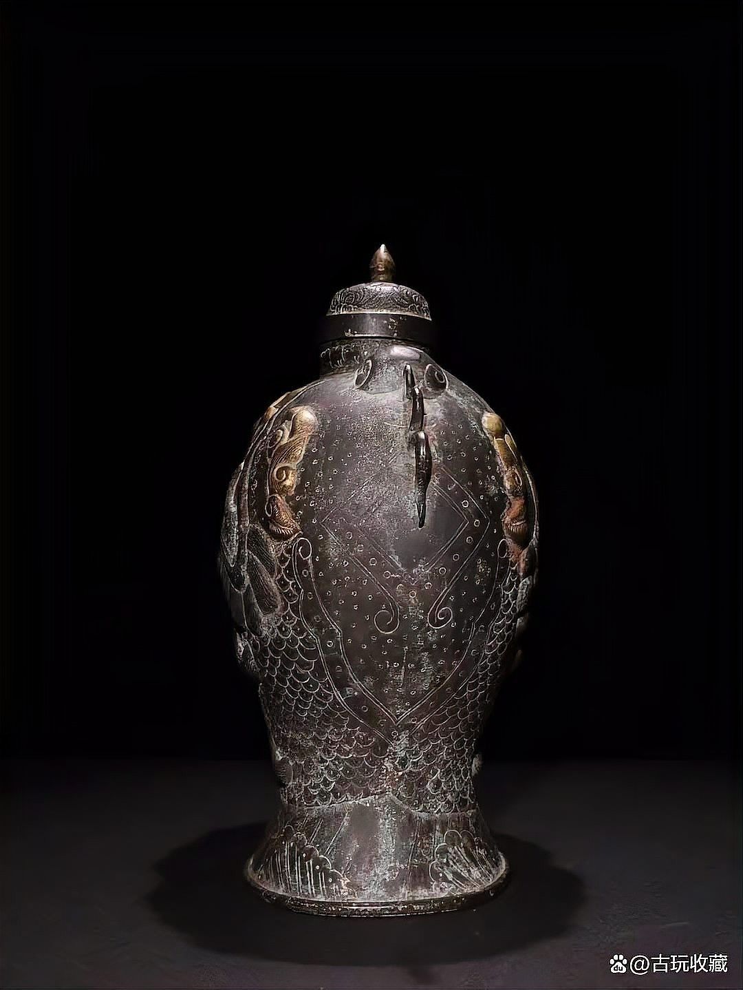 魚化龍紋飾瓷器的收藏價值（魚化龍紋飾瓷器收藏價值）