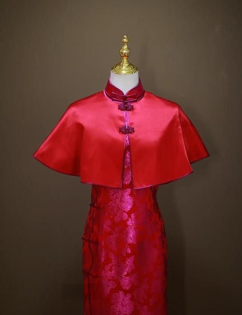 紅龍旗服飾的價格范圍是多少（紅龍旗服飾多少錢一件？）