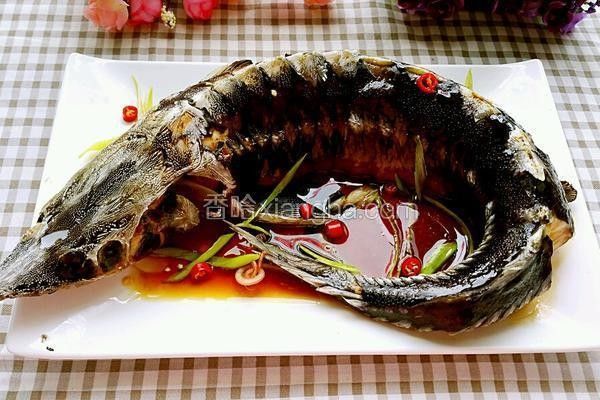 清蒸鱘龍魚片需要多長時間（清蒸鱘龍魚片有哪些家常做法清蒸鱘龍魚片哪個更好）