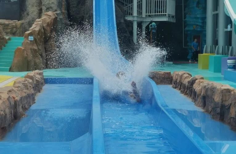 龍魚水族館的營業(yè)時間是（魚水族館營業(yè)時間是每天上午10點至晚上8點，周一至）