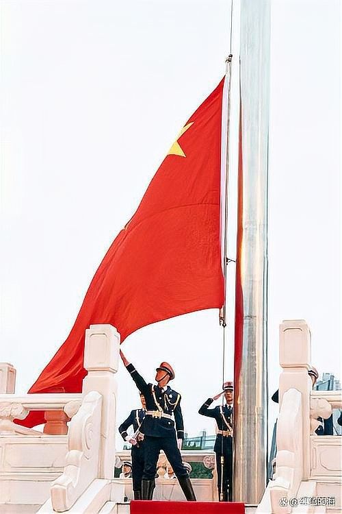 達(dá)契亞龍旗的旗身寬度是多少？（契亞龍旗的旗身寬度是多少達(dá)契亞龍旗的旗桿高度是多少）