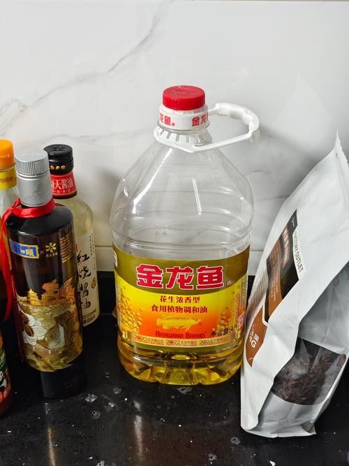 金龍魚和金龍油哪個更適合炒菜 金龍魚和金龍油哪個更適合炒菜 龍魚百科 第5張