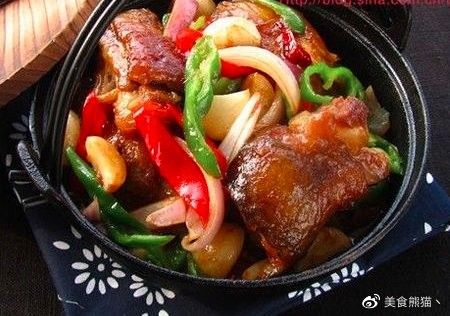 紅燒鱘龍魚有哪些變種做法（大廚教你在家做紅燒鱘魚，魚肉鮮美全身脆骨嘎嘎香） 紅燒鱘龍魚有哪些變種做法（大廚教你在家做紅燒鱘魚，魚肉鮮美全身脆骨嘎嘎香） 龍魚百科 第2張