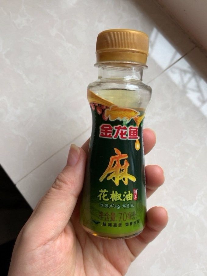 金龍魚花椒油有哪些規(guī)格可選（金龍魚花椒油什么值得買） 金龍魚花椒油有哪些規(guī)格可選（金龍魚花椒油什么值得買） 龍魚百科 第3張