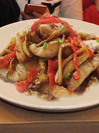 金沙江龍魚有哪些烹飪方法（掌握這四個技巧，清蒸鱘龍魚色香味俱全）