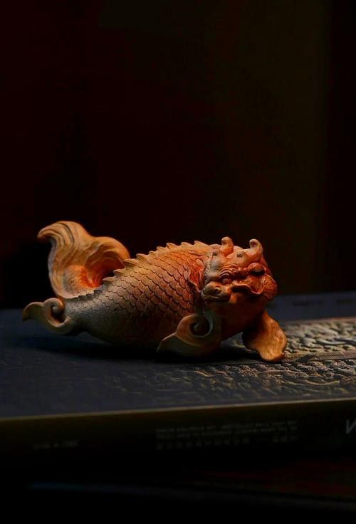 如何鑒別魚化龍紋飾的真偽（如何鑒別魚化龍紋飾真偽）