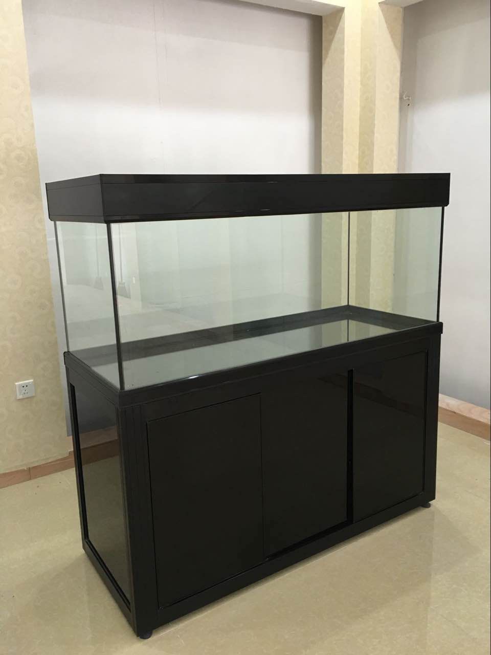 金晶超白玻璃龍缸 觀賞魚百科 第2張 金晶超白玻璃龍缸 金晶超白玻璃龍缸 觀賞魚百科 第2張
