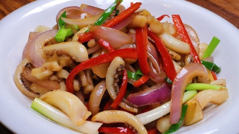 炒魷魚的家常做法 炒魷魚的家常做法 觀賞魚百科 第3張