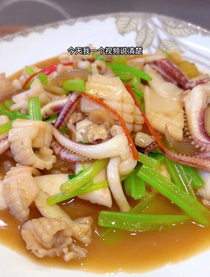 炒魷魚的家常做法 炒魷魚的家常做法 觀賞魚百科 第4張