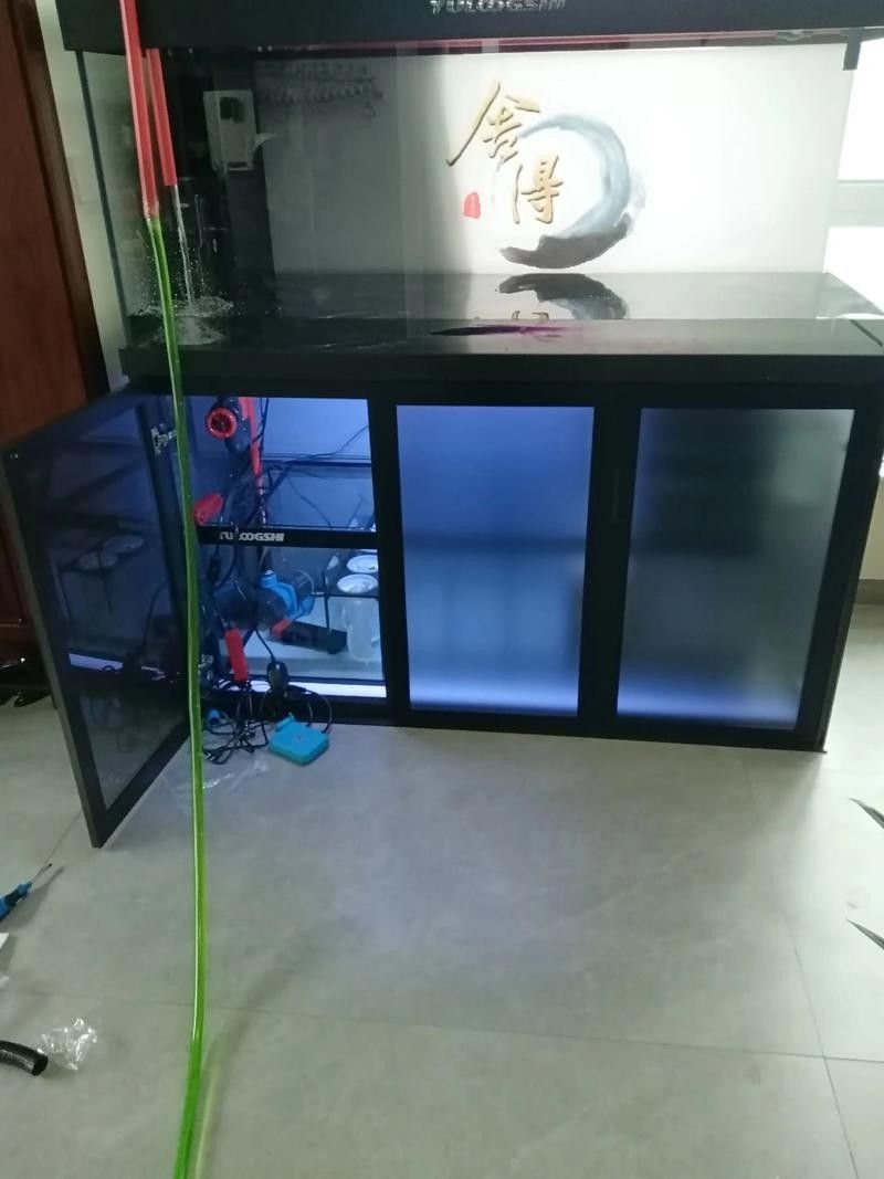 如何聯(lián)系東海龍宮御龍魚缸的廠商？（東海龍宮御龍魚缸廠商聯(lián)系方式）