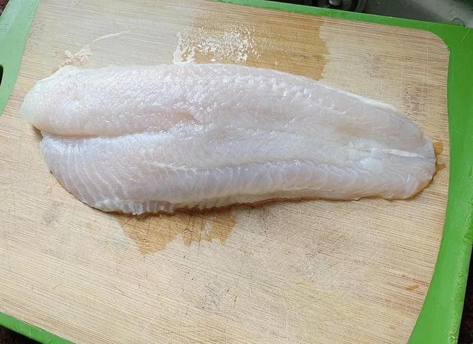 龍利魚(yú)的價(jià)格是多少？（青春山外揭開(kāi)“龍利魚(yú)”物美價(jià)廉的真相央視20分鐘報(bào)道） 龍利魚(yú)的價(jià)格是多少？（青春山外揭開(kāi)“龍利魚(yú)”物美價(jià)廉的真相央視20分鐘報(bào)道） 龍魚(yú)百科 第6張