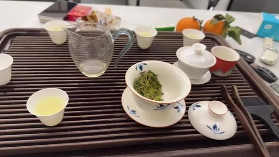 康保龍魚（20-30公分龍魚飼養(yǎng)技巧與注意事項(xiàng)）