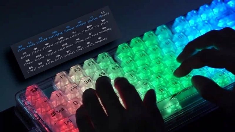 能給出更多紅龍旗漸變配色設計案例嗎