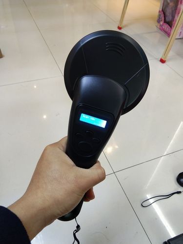 給我一張龍魚芯片的真偽對照圖（|安芯易品控課堂第1期魚芯片真偽對照圖）