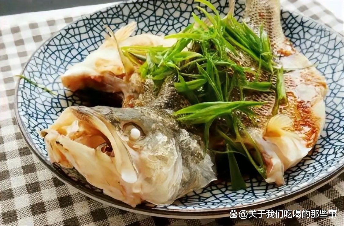 杜龍魚(yú)清蒸時(shí)如何調(diào)味？（如何給杜龍魚(yú)清蒸調(diào)味）