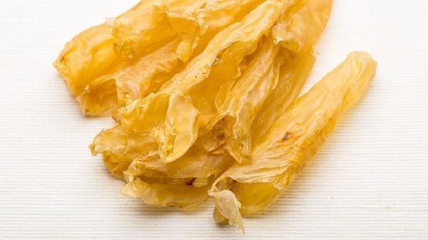金龍魚膠一次泡發(fā)多少合適（金龍魚膠一次泡發(fā)多了怎么辦金龍魚膠正確泡發(fā)方法來了）