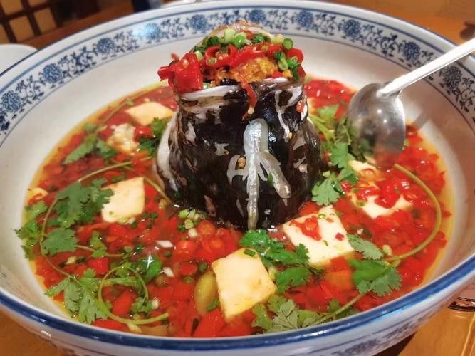 婁底九龍魚頭的招牌菜有哪些（婁底九龍魚頭招牌菜的簡要介紹）