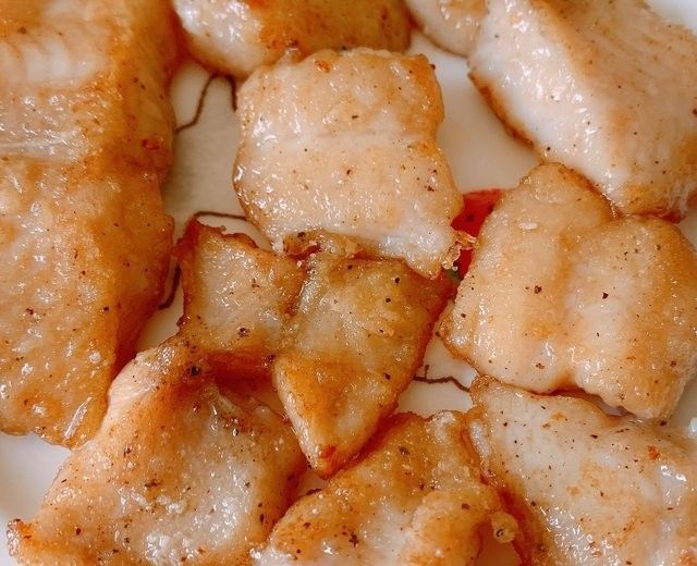 香煎巴沙魚時，如何避免粘鍋？（怎樣煎魚不粘鍋）