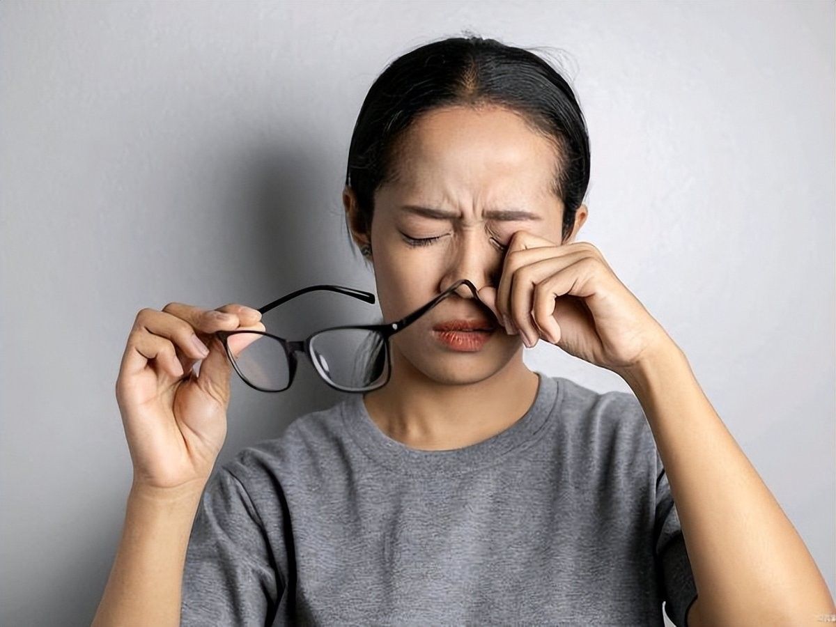 眼斑魚是癌癥早期癥狀（“眼斑魚”是癌癥早期癥狀，醫生提醒：眼睛出現4種變化）